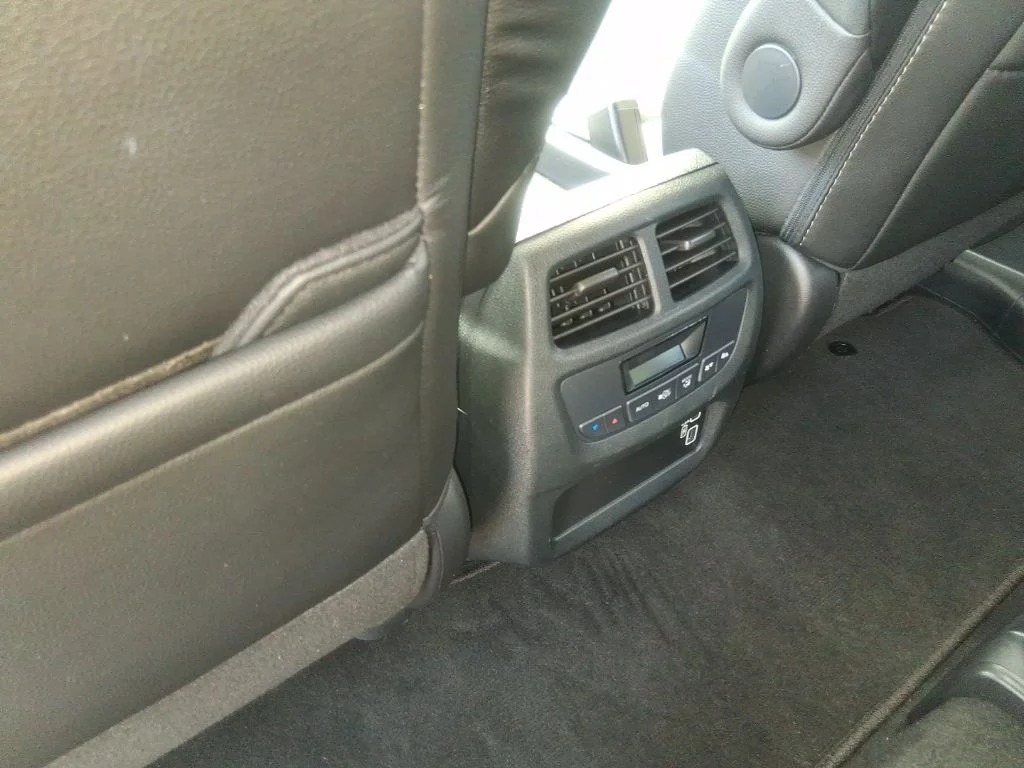 Used 2022 Black Honda EX-L image 21