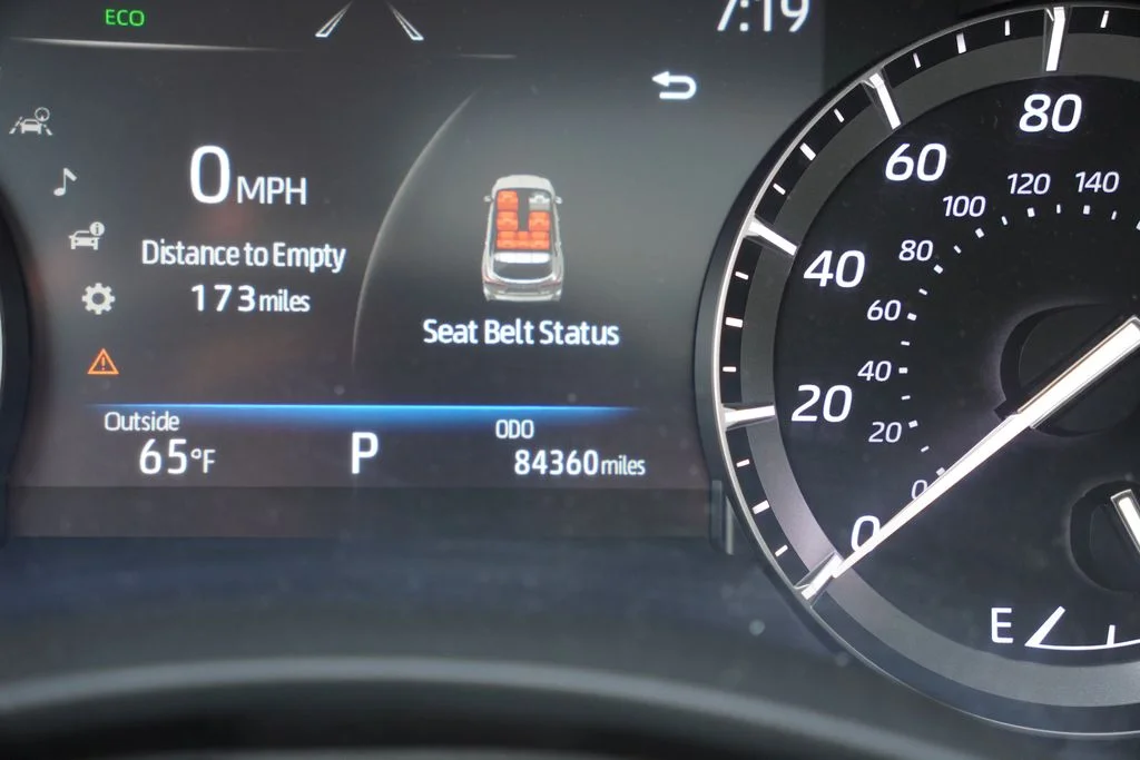 Used 2021  Toyota XLE image 8