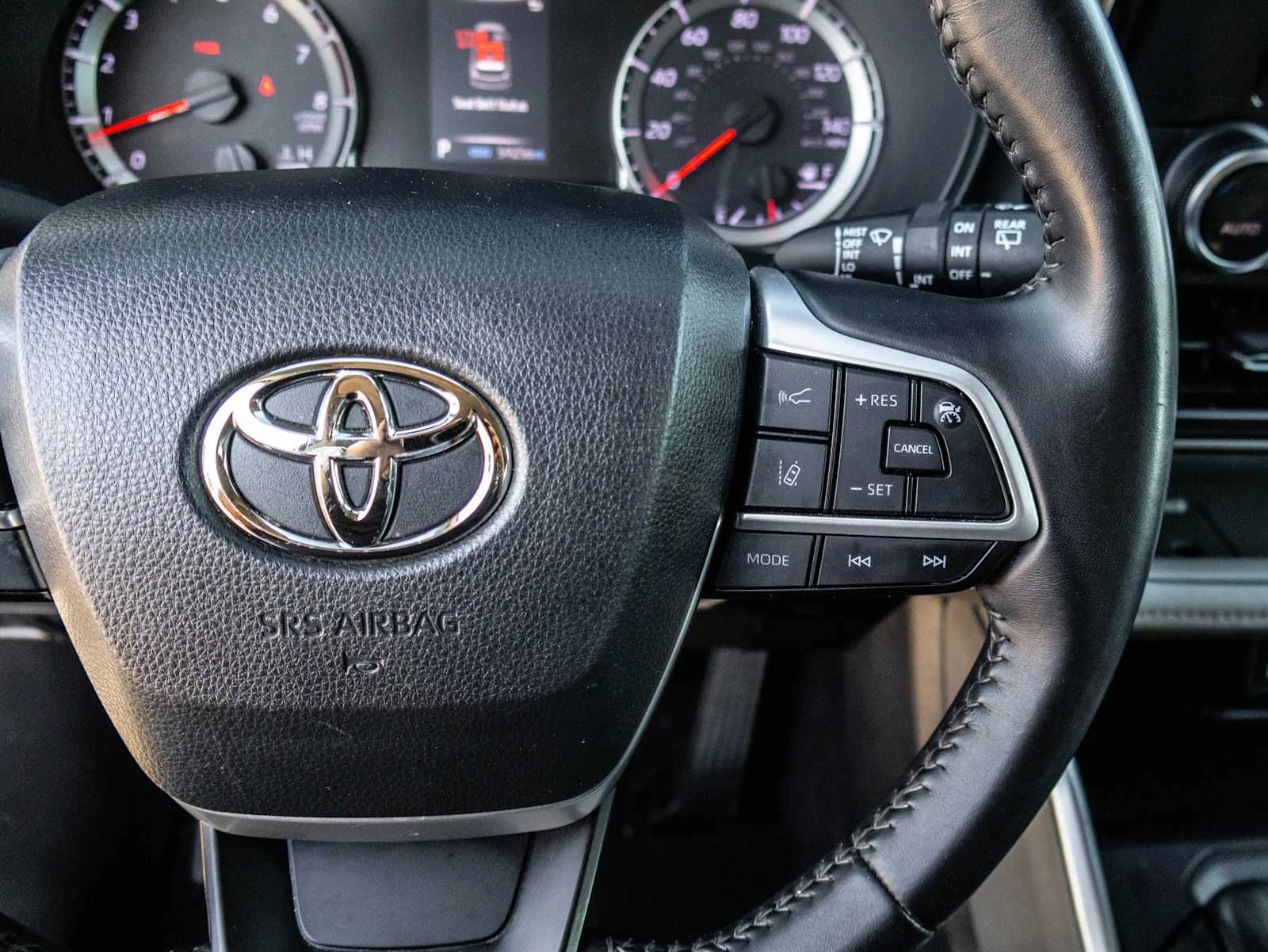 Used 2022 Silver Toyota LE image 38