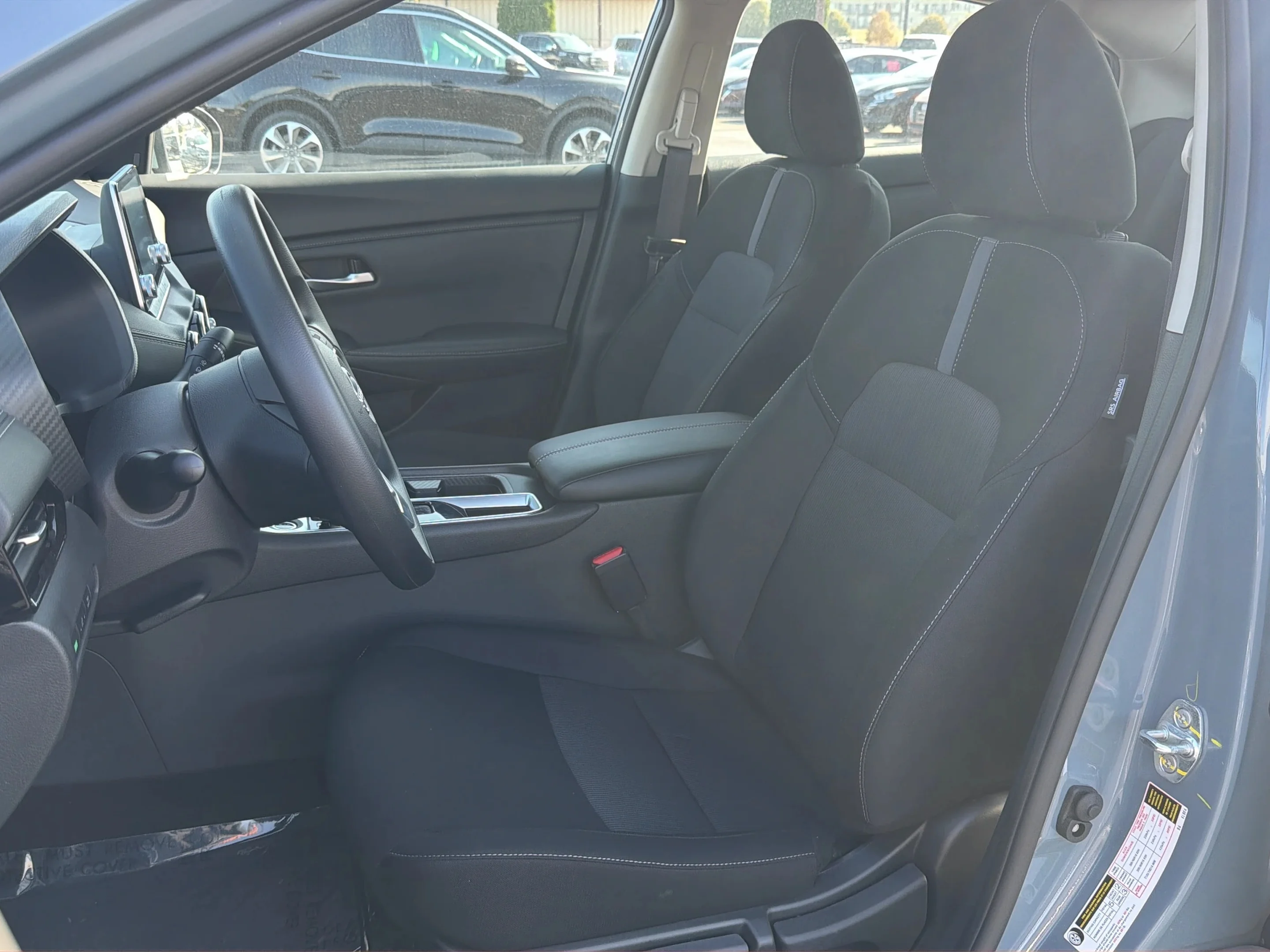 2025 Nissan Sentra SV - Photo 10