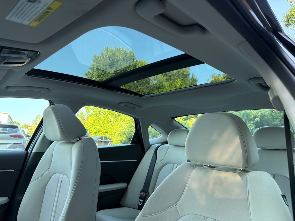 2025 Hyundai Sonata SEL - Photo 31