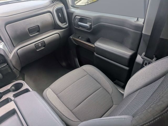 Used 2021 Silver Chevrolet RST image 17