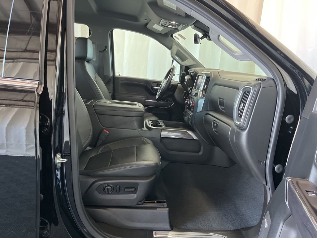 2021 Chevrolet Silverado 3500HD LTZ - Photo 18