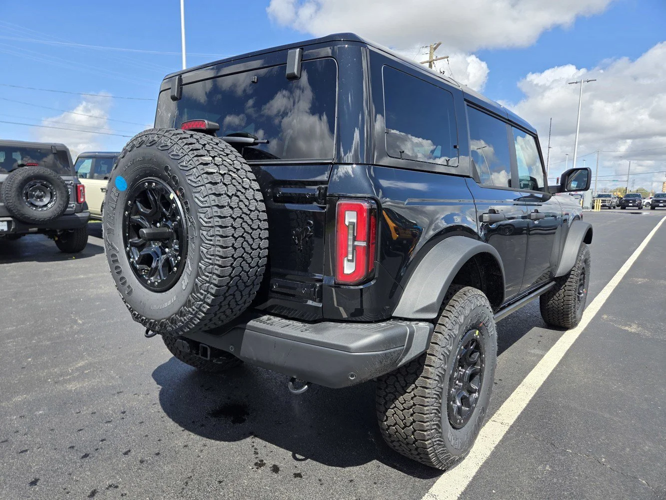 New 2026 Shadow Black Ford Badlands image 4