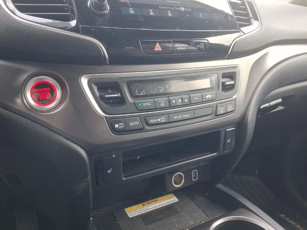 Used 2022  Honda EX-L image 27