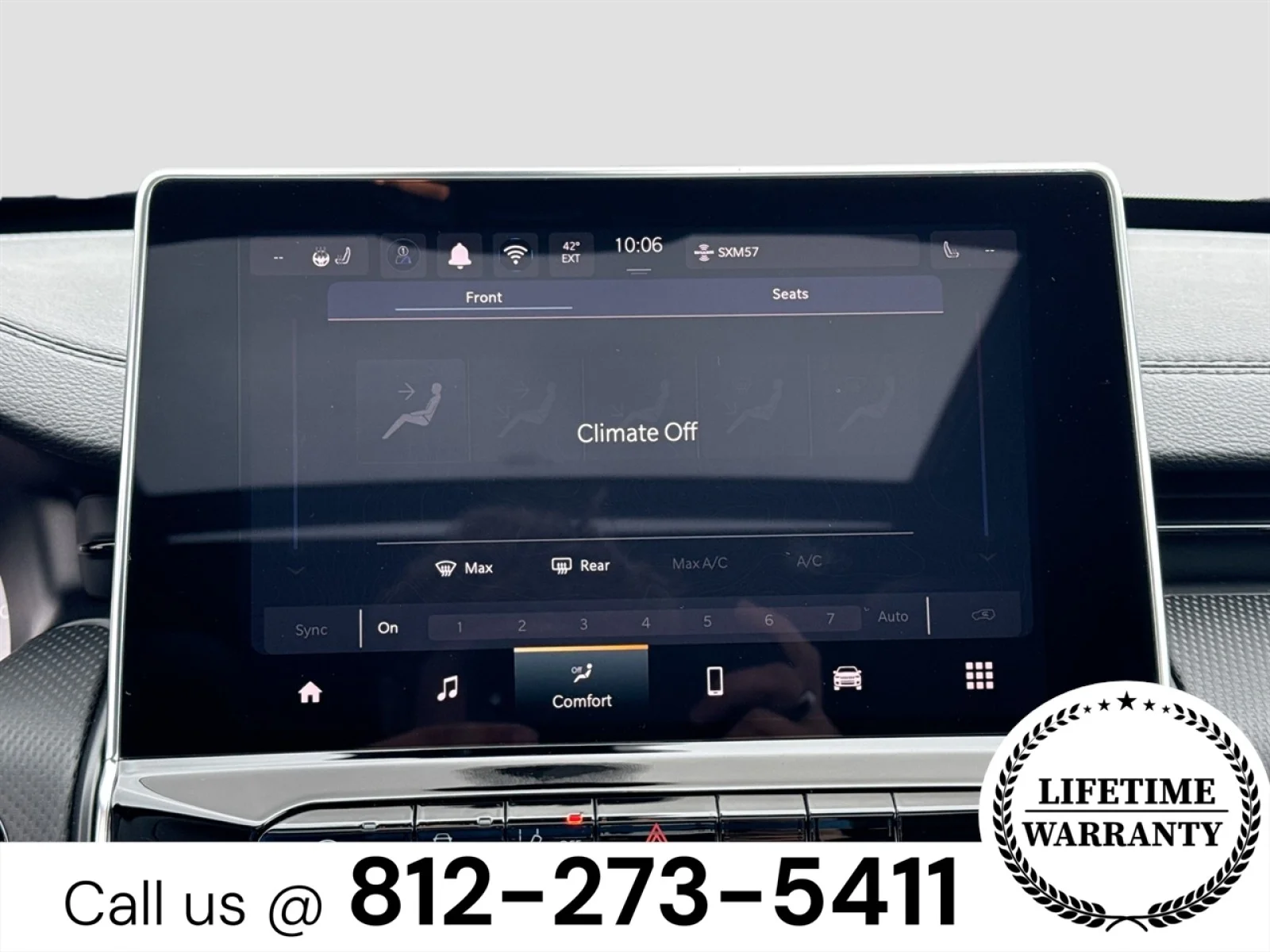 New 2026 Bright White Clearcoat Jeep Latitude Altitude image 15