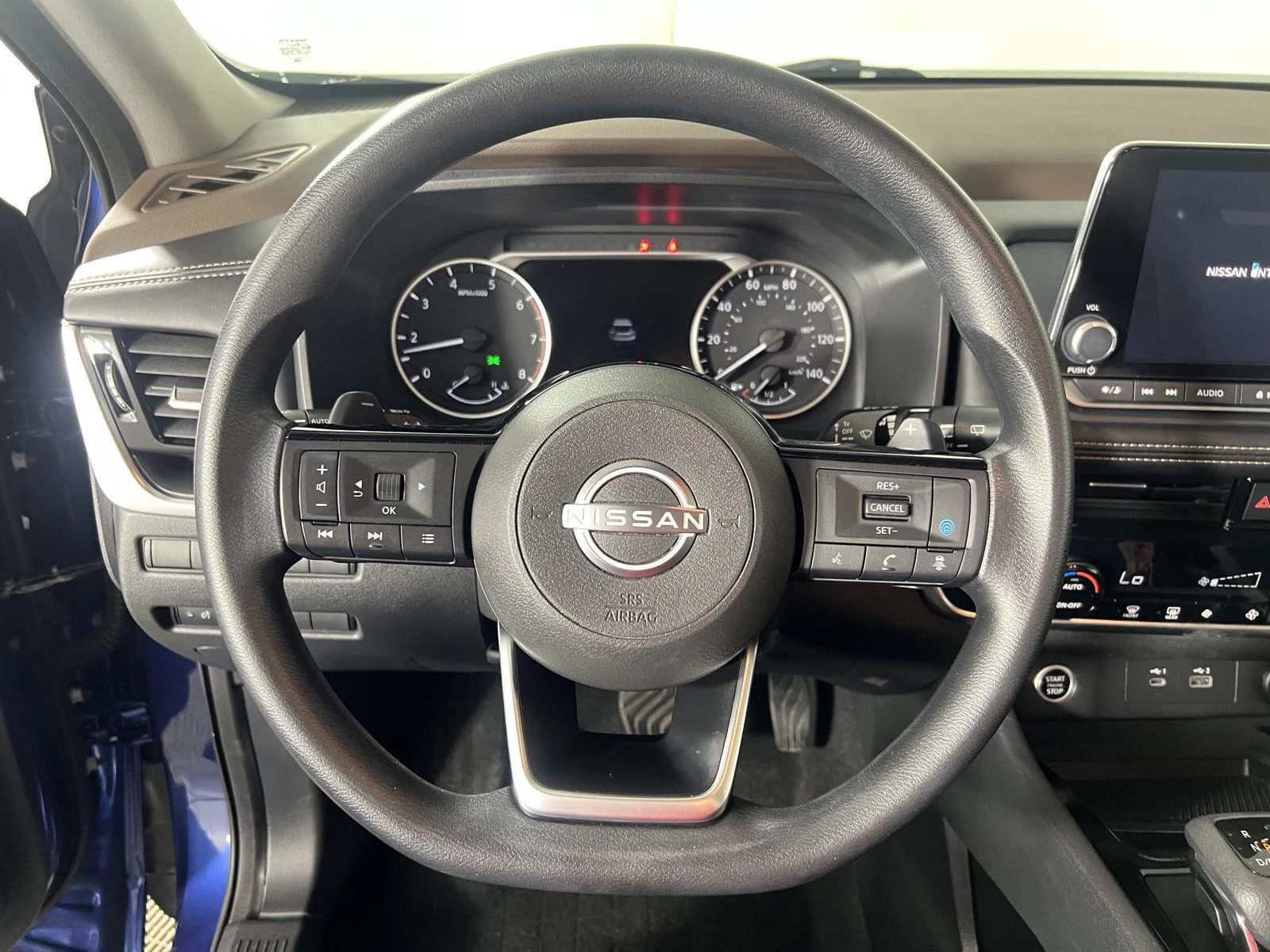 Used 2022 Caspian Blue Metallic Nissan SV image 15