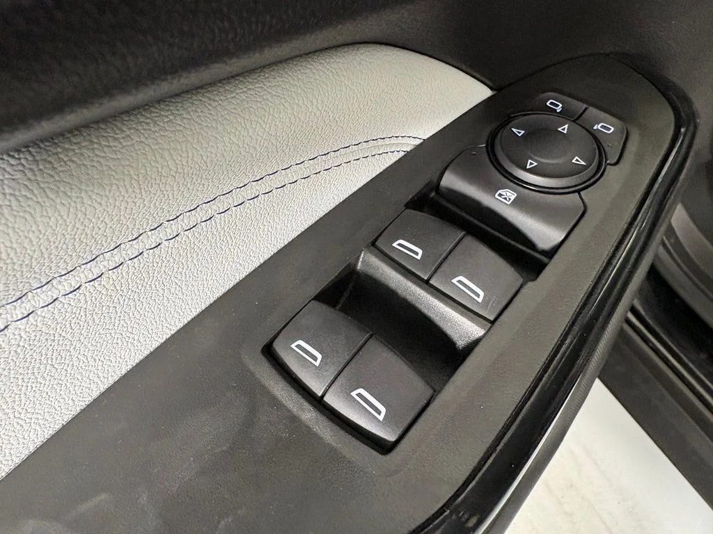 Used 2025 Black Chevrolet LT image 21