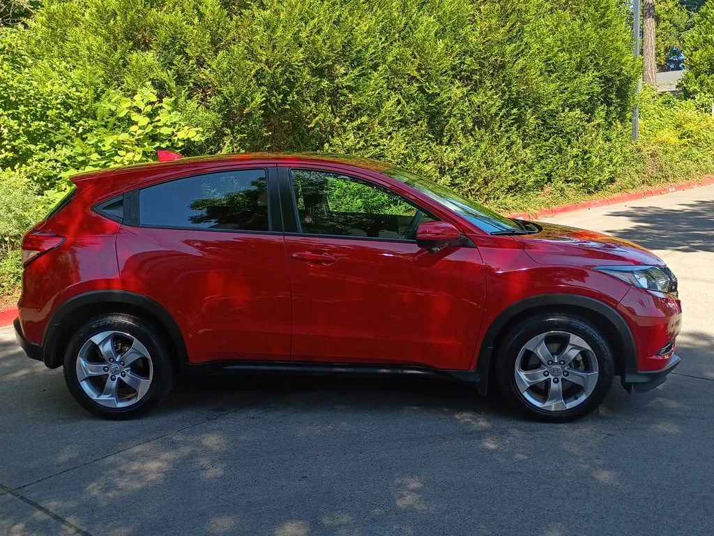 Used 2017 Milano Red Honda EX image 3