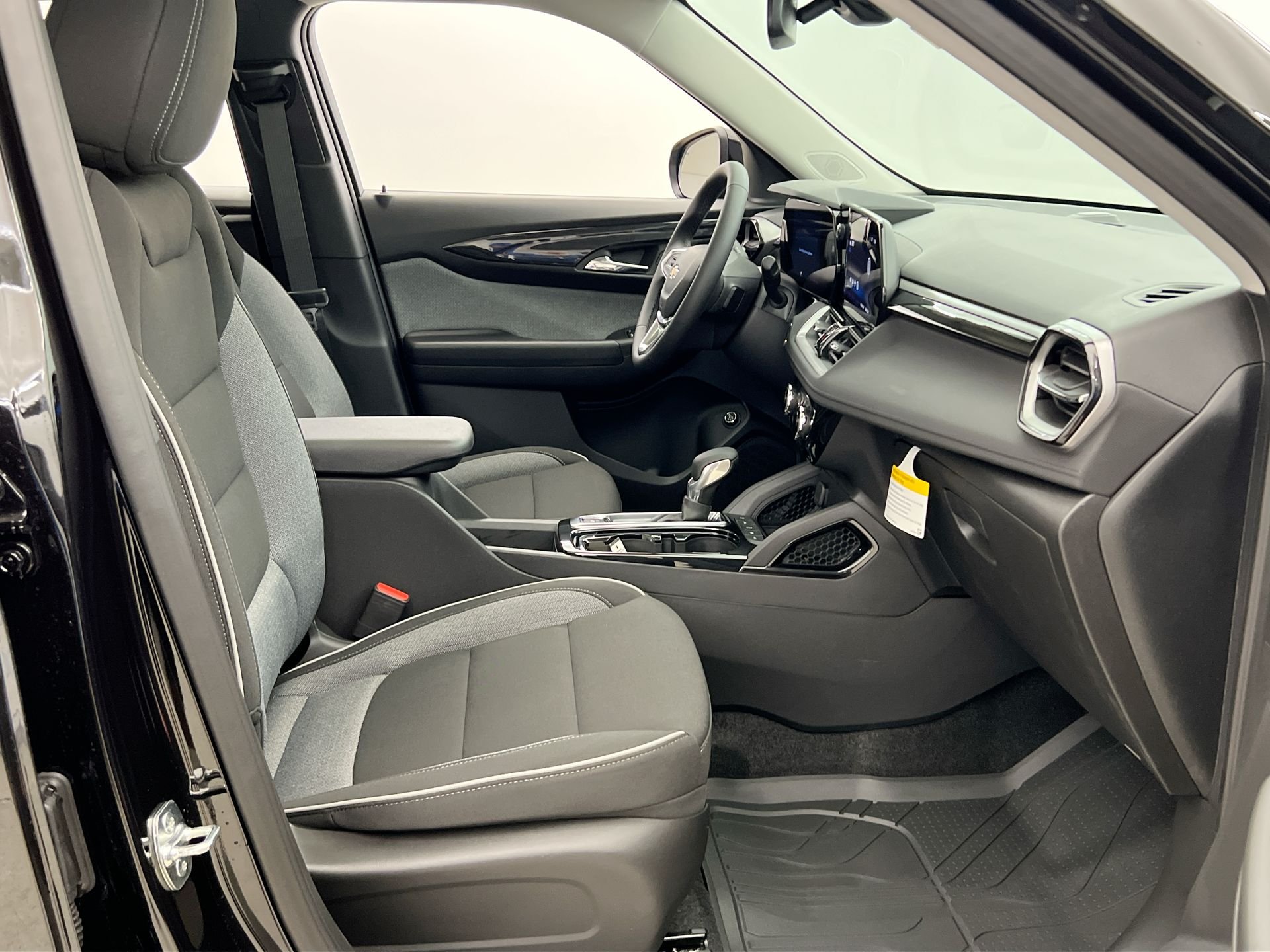 New 2026 Mosaic Black Metallic Chevrolet LT image 83