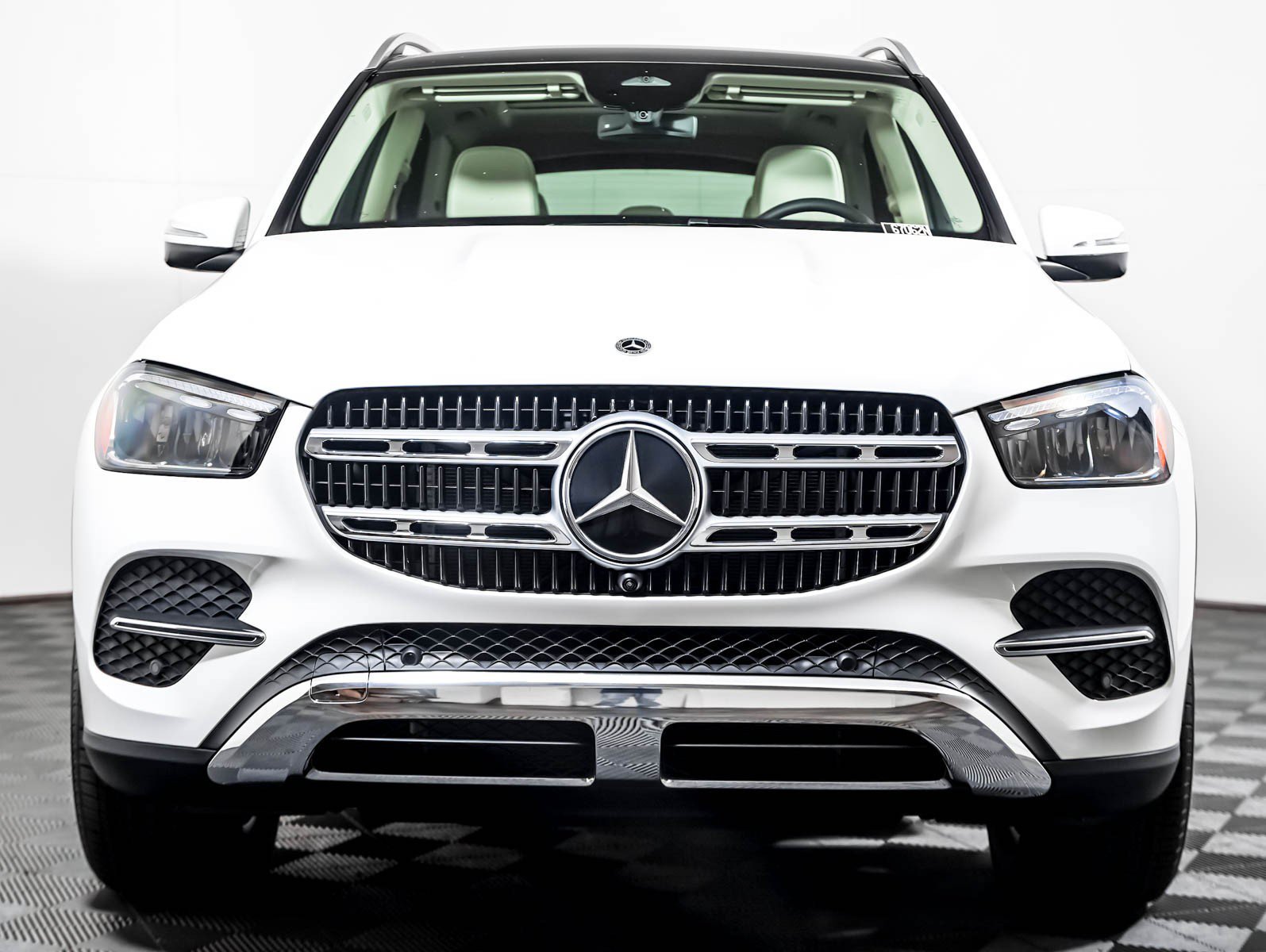 New 2026 Polar White Mercedes-Benz GLE 350 image 9