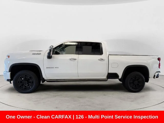 Used 2022 White Chevrolet High Country image 2