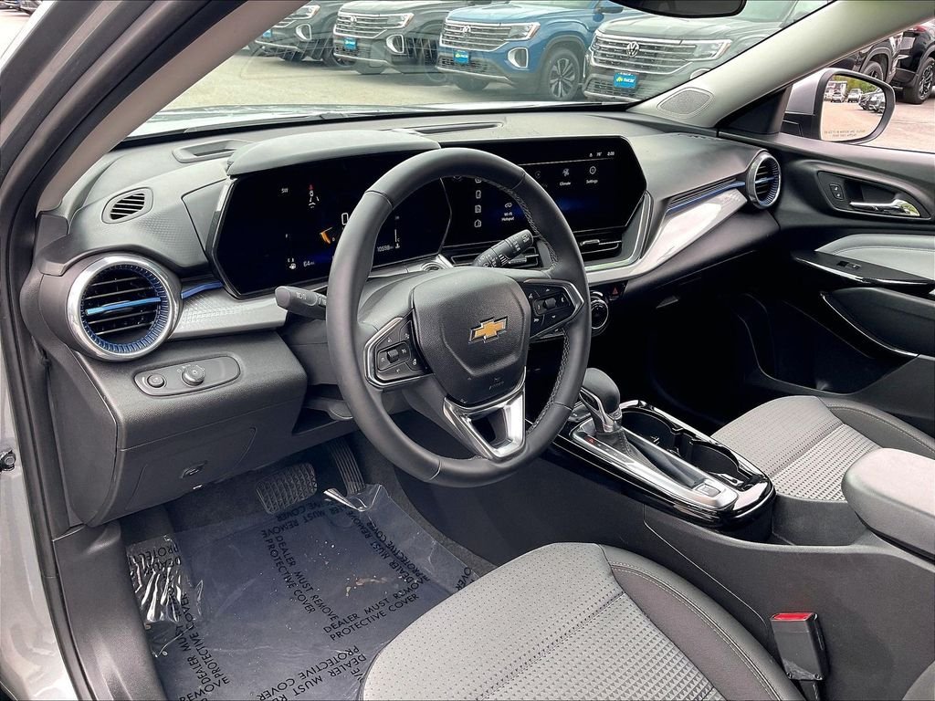 Used 2024 Sterling Gray Metallic Chevrolet LT image 8