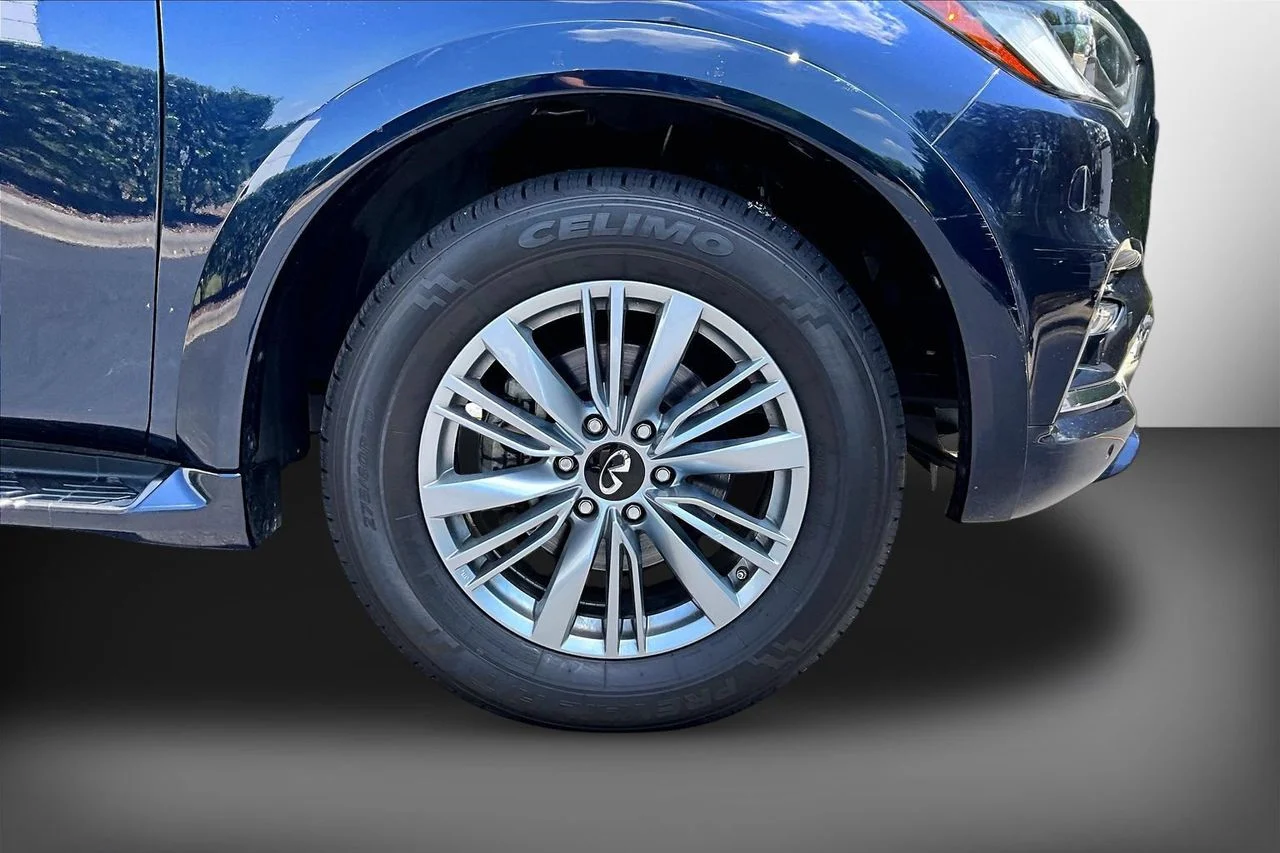 Used 2024 Blue INFINITI LUXE image 34