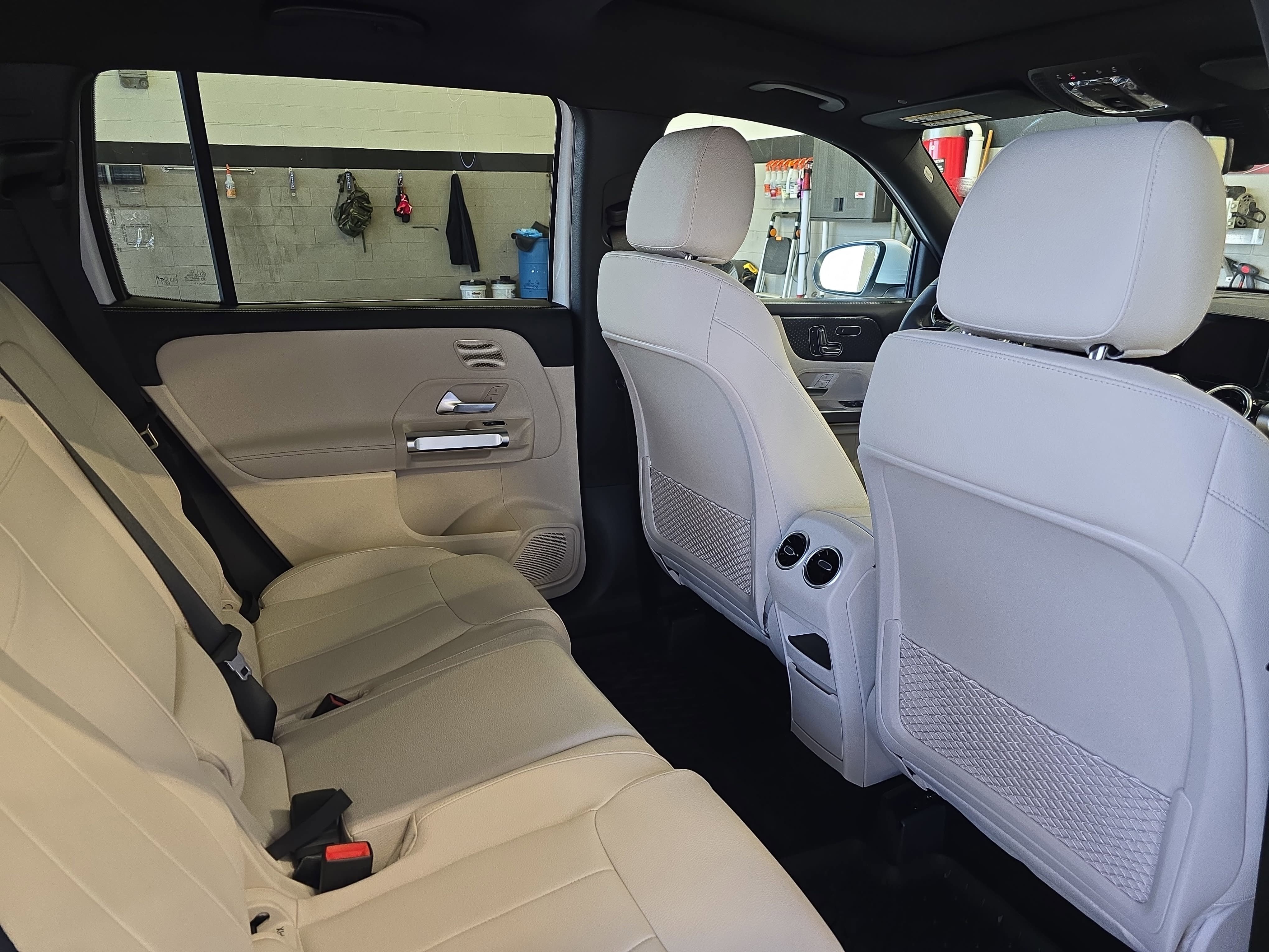 New 2026 Polar White Mercedes-Benz GLB250 image 11