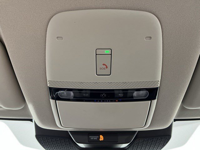 Used 2023 Deep Ocean Blue Pearl/Black Diamond Pearl Nissan ENGAGE image 30