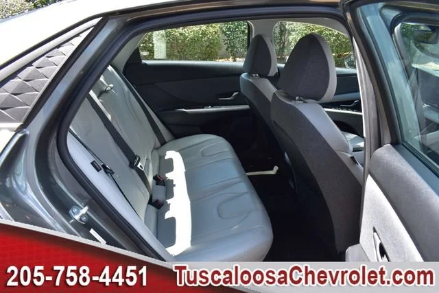 Used 2025 Amazon Gray Hyundai Limited image 23