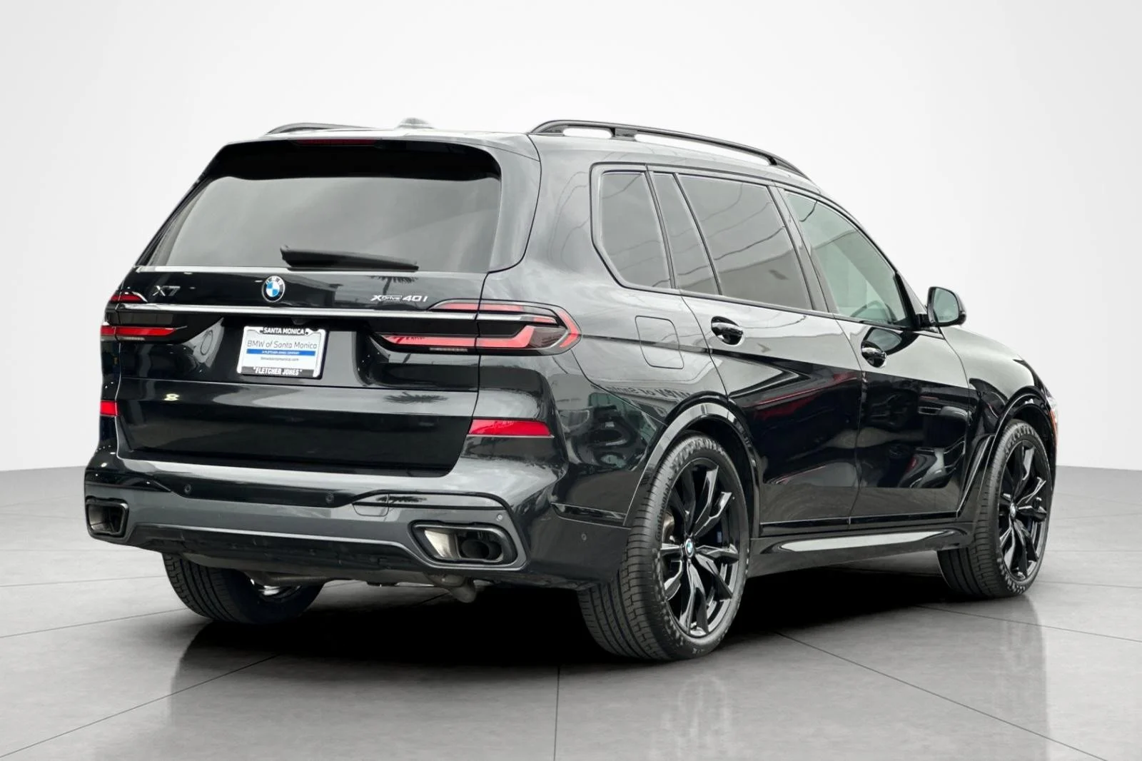 Certified Used 2024 Black Sapphire Metallic BMW xDrive40i image 5