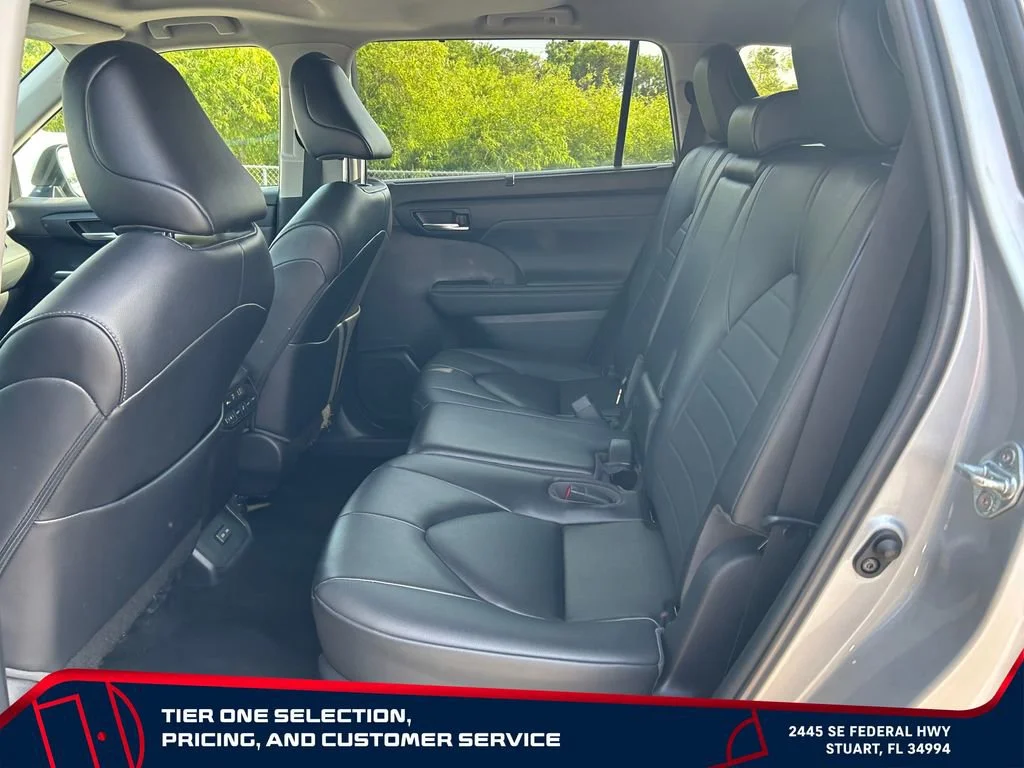 Used 2023 Silver Toyota XLE image 12