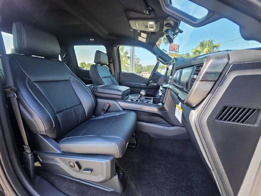 New 2026 Agate Black Metallic Ford Lariat® image 27