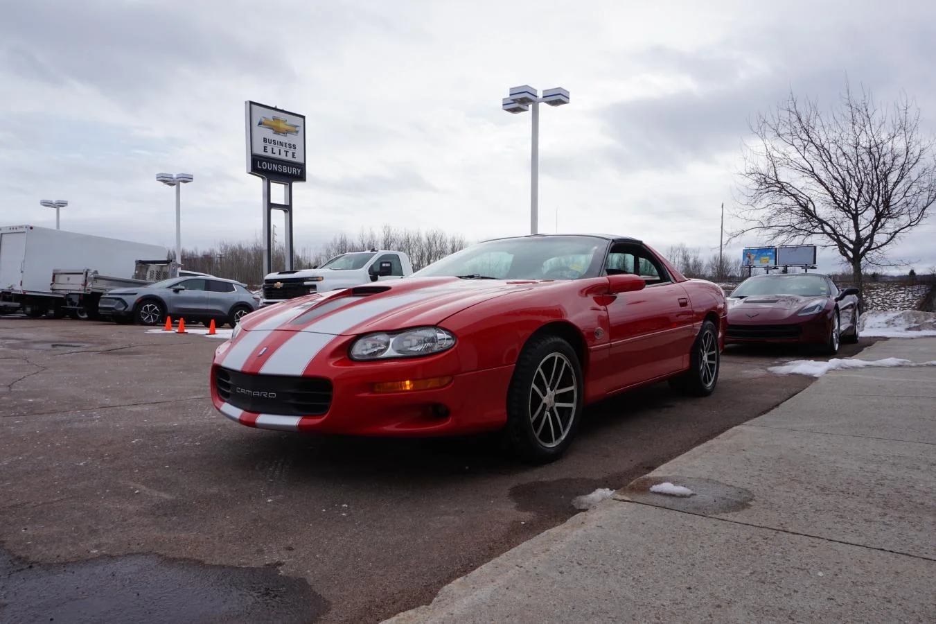 Used 2002 Red Chevrolet 2dr Cpe Z28 image 4