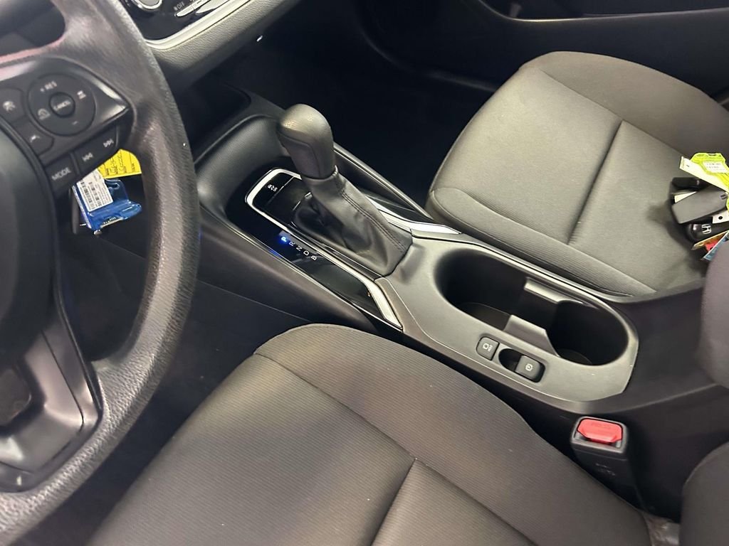 Certified Used 2025  Toyota LE image 21