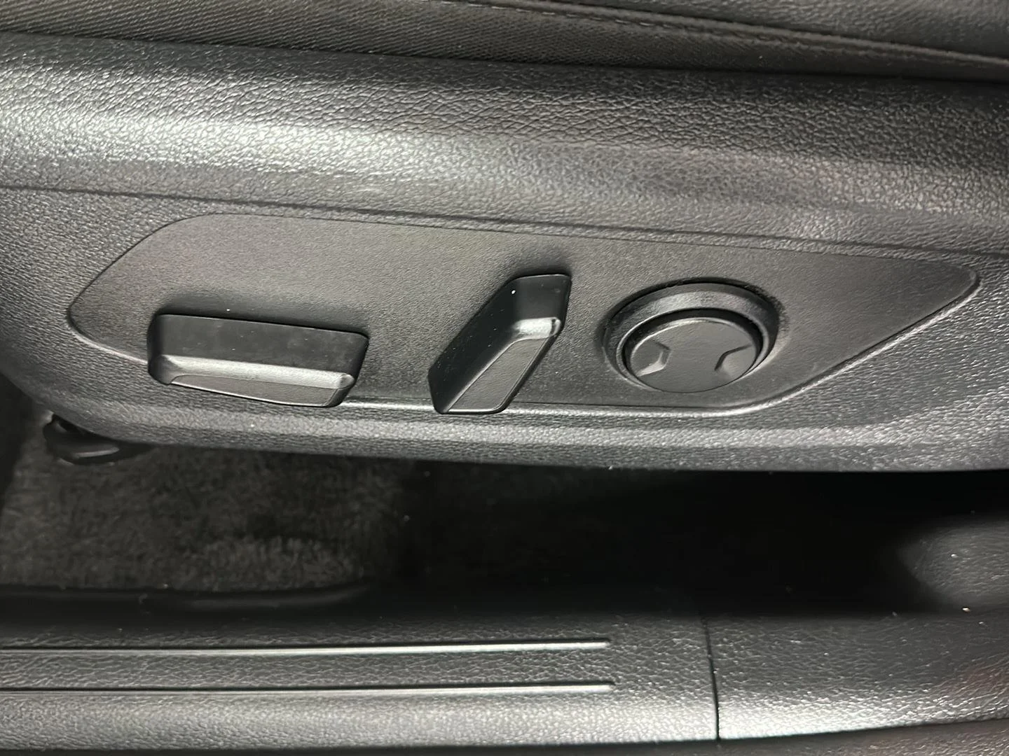 Used 2024 Ebony Black Kia X-Line image 11