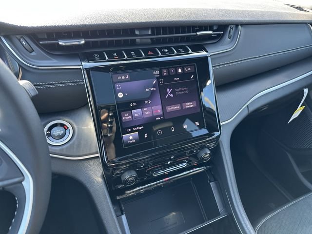 New 2025 Black Jeep Altitude X image 32