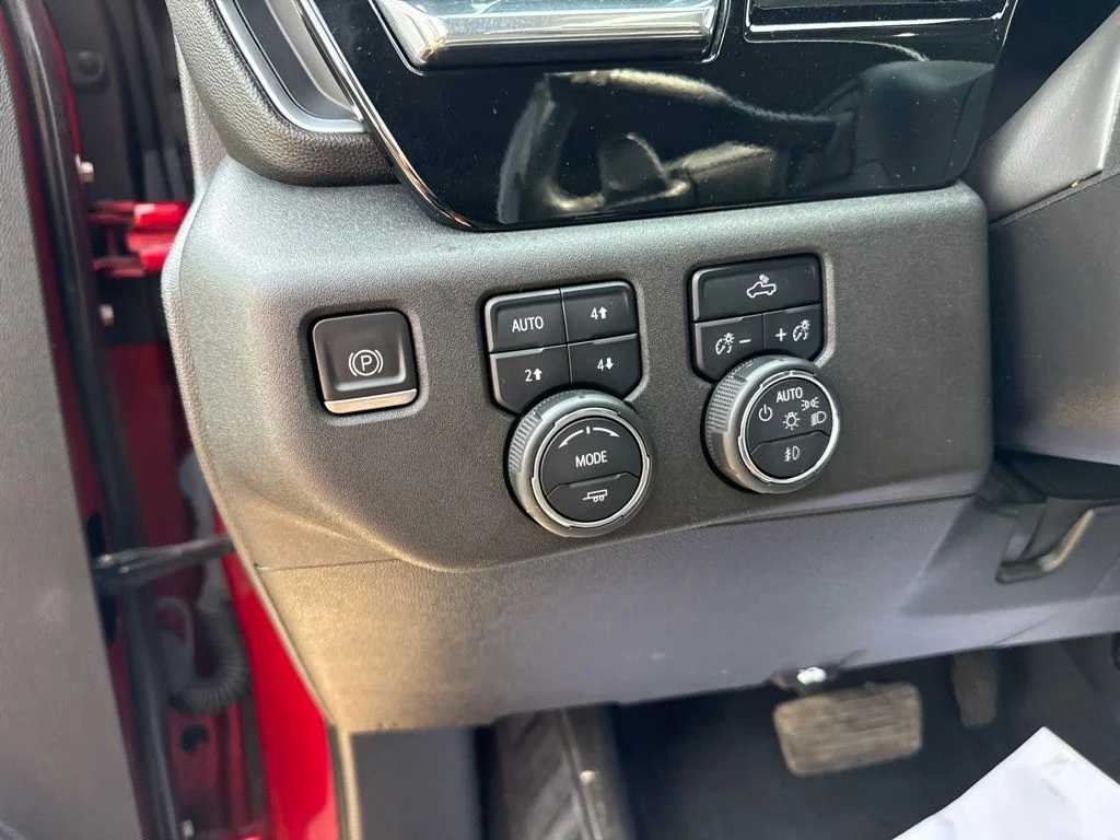 Used 2023 Red Chevrolet RST image 23