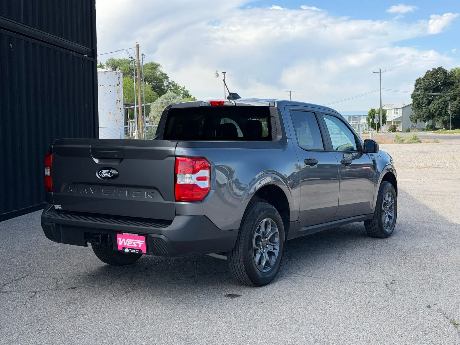 Used 2025 Gray Ford XLT image 7