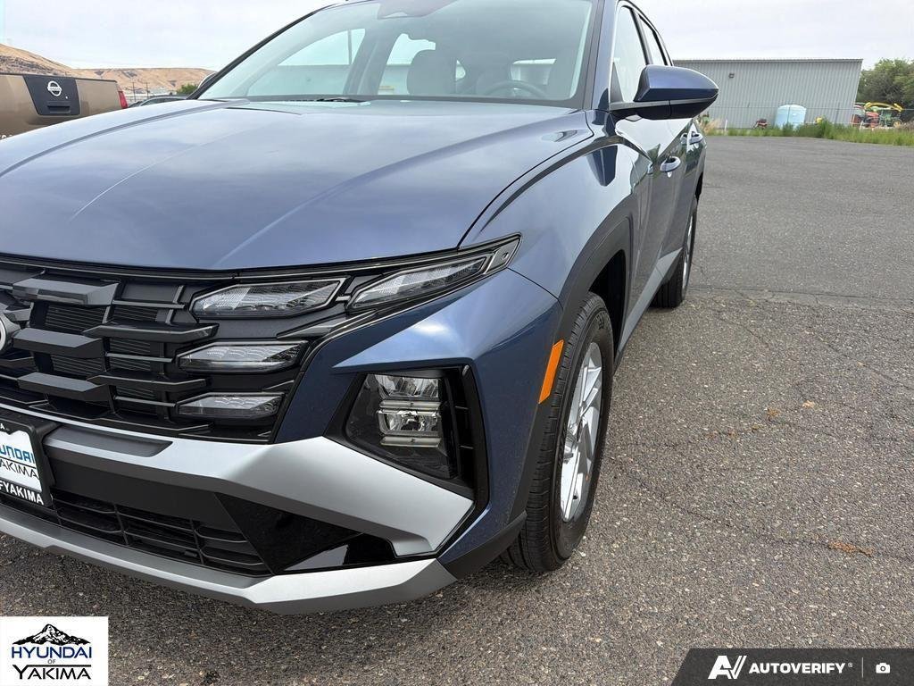 New 2026 Atlantis Blue Hyundai SE AWD image 8