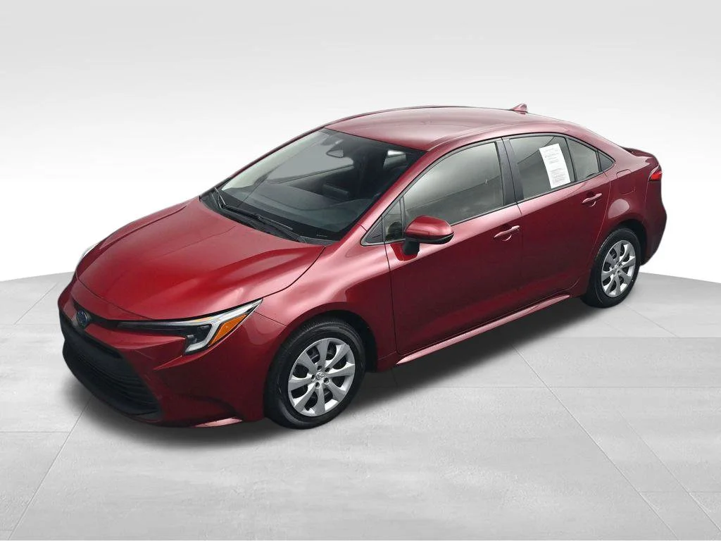 2025 Toyota Corolla LE - Photo 29