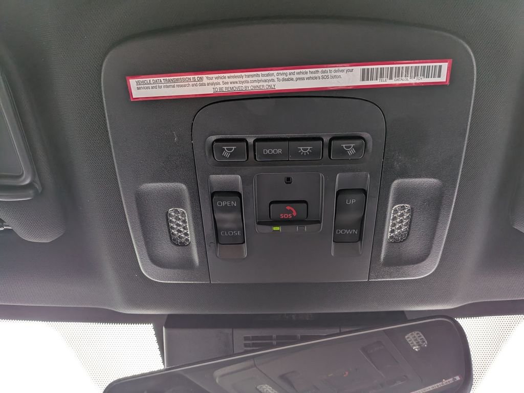 Certified Used 2025  Toyota SE image 22