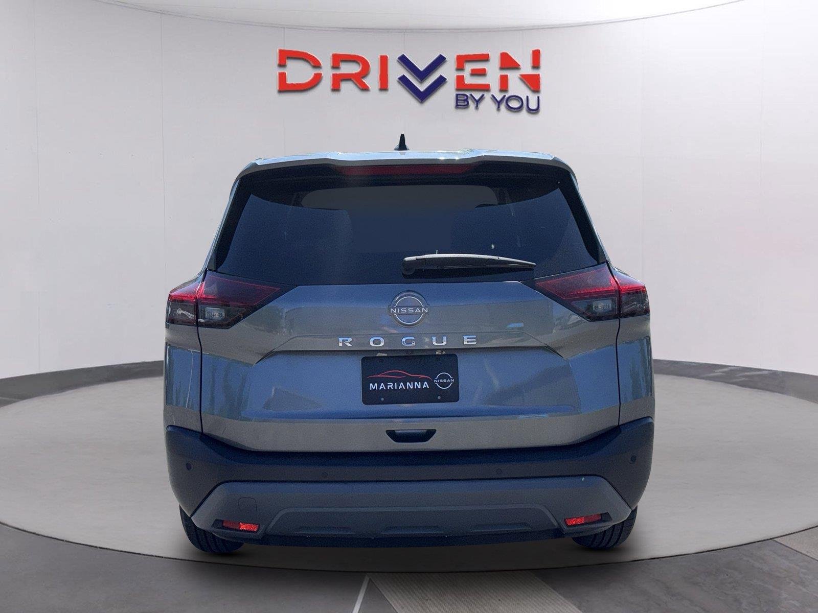 Used 2023 Gun Metallic Nissan S image 5