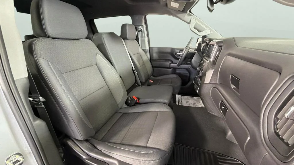 Used 2025 Slate Gray Metallic Chevrolet Custom image 33