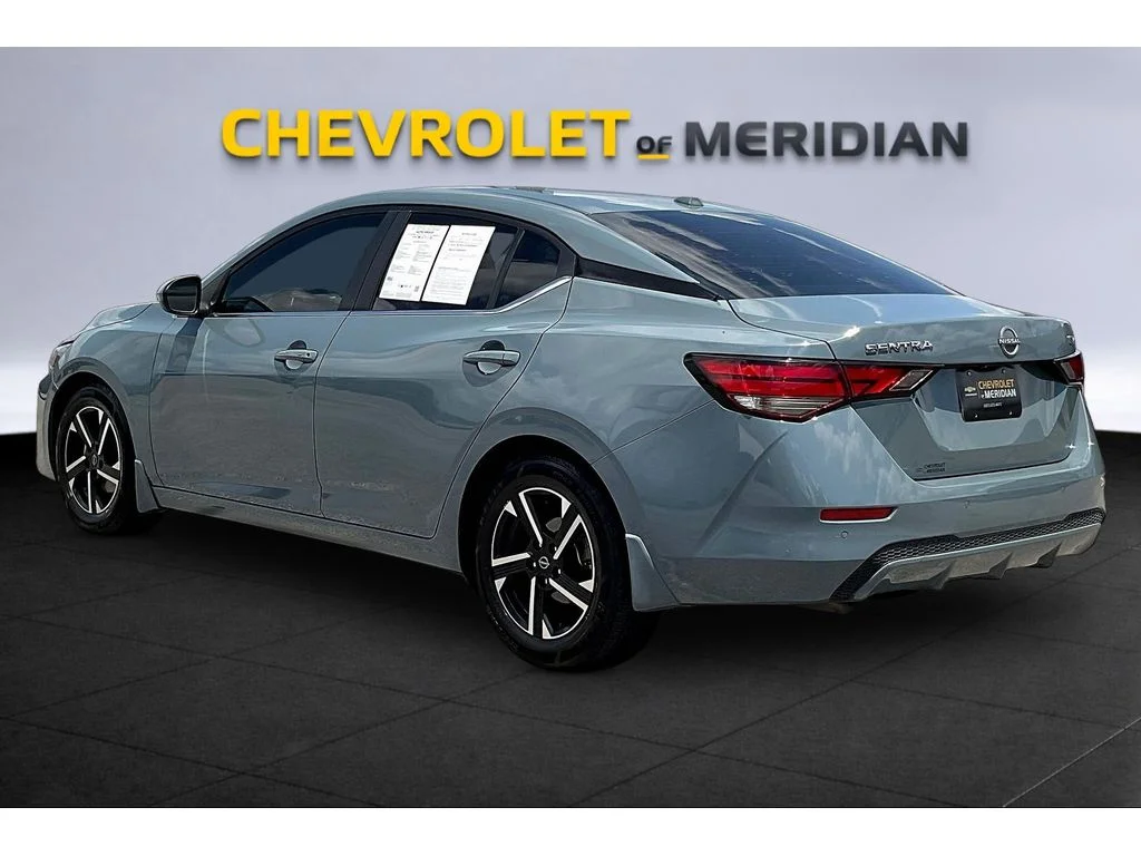 Used 2024 Gray Nissan SV image 2