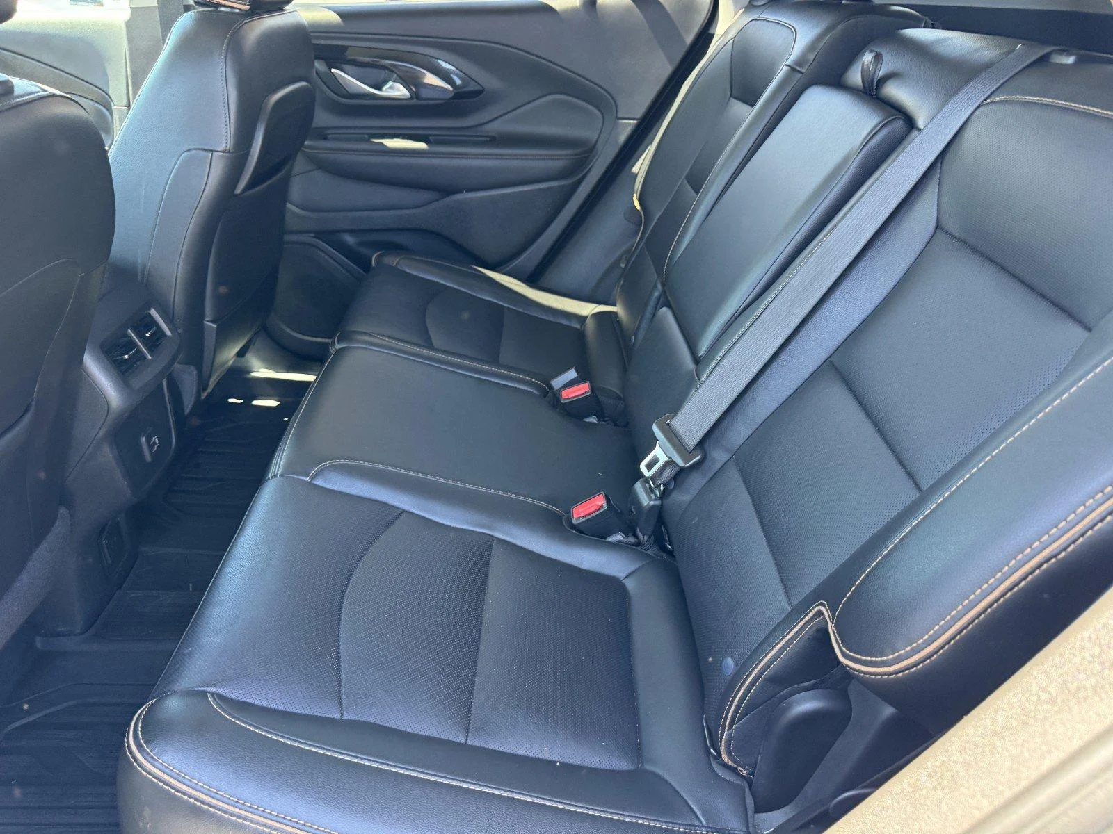 Used 2022 QUICKSILVER METALLIC GMC AT4 image 12