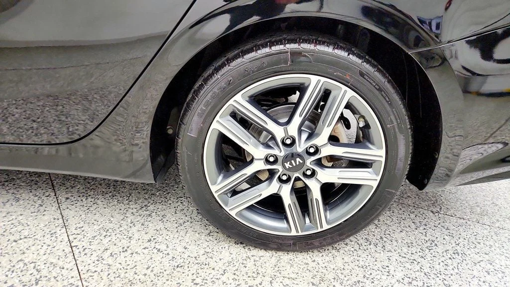 Used 2019 Aurora Black Kia S IVT image 9