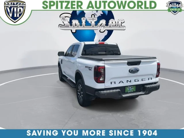 Used 2024  Ford Lariat image 8