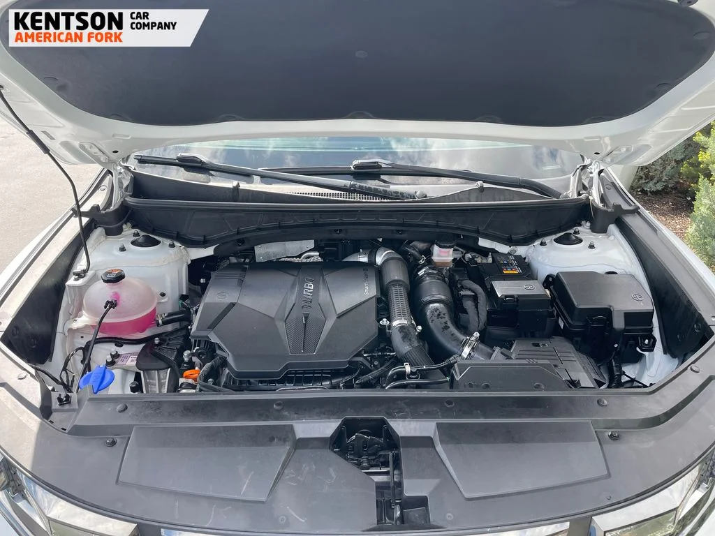 Used 2022 White Hyundai Limited image 17