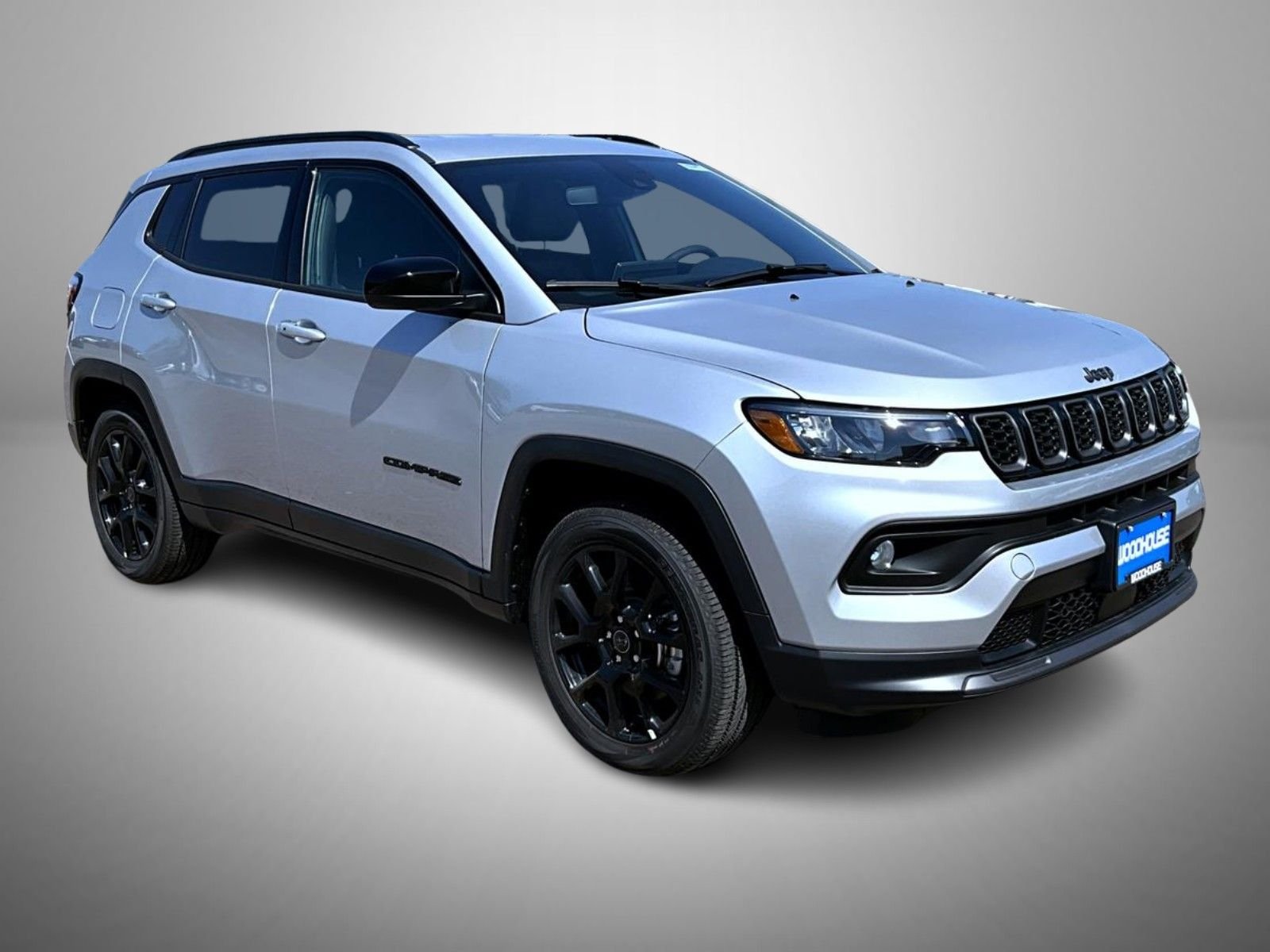 New 2026 Silver Zynith Metallic Clear-Coat Exterior Paint Jeep Latitude image 3