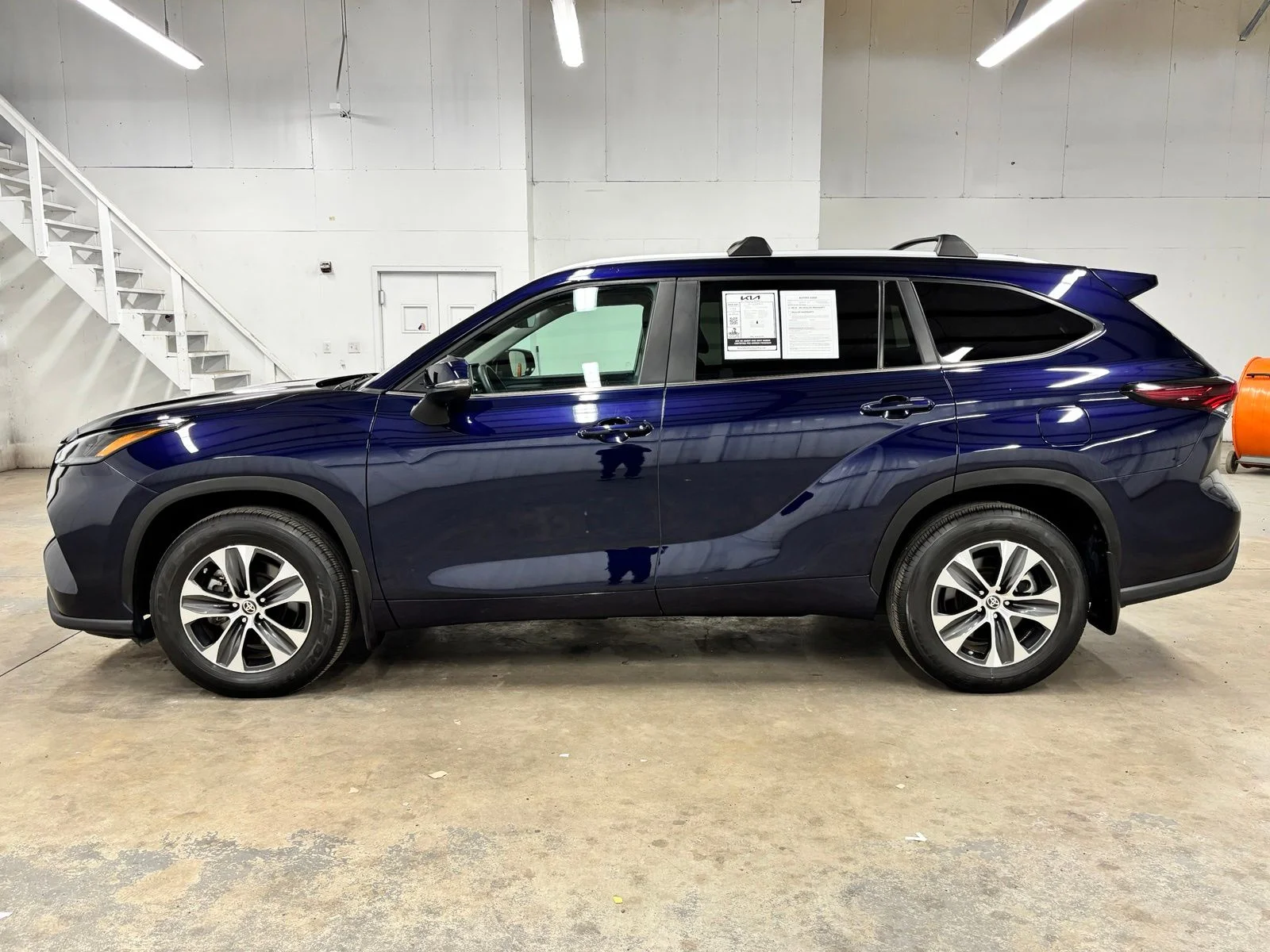 Used 2024 Silver Toyota XLE image 4