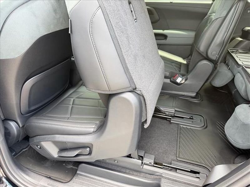 New 2027 Ebony Black Kia X-Line SX-Prestige image 17