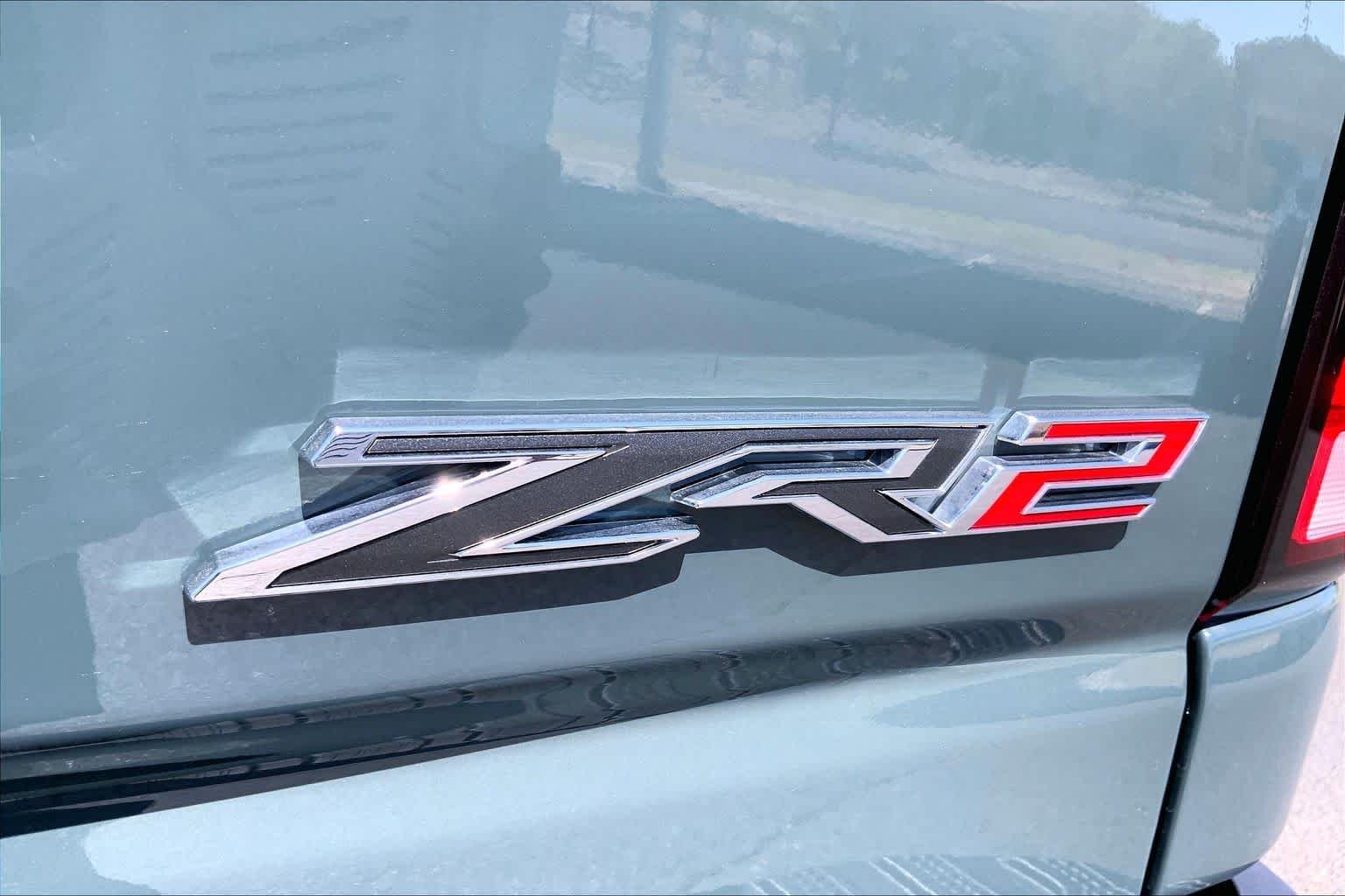 2026 Chevrolet Silverado 2500HD ZR2 - Photo 10