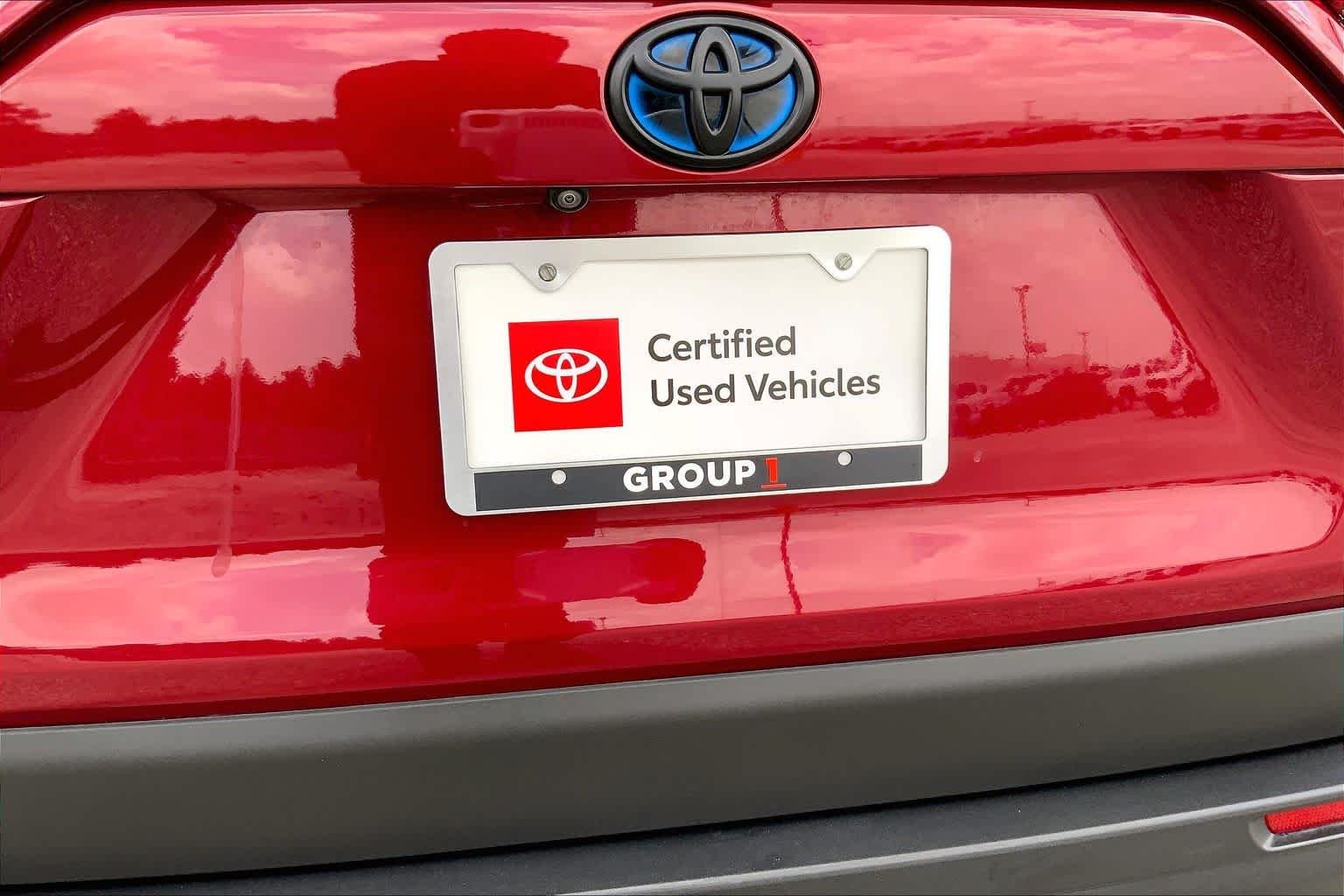 Used 2024 Ruby Flare Pearl Toyota Hybrid XLE Premium image 10