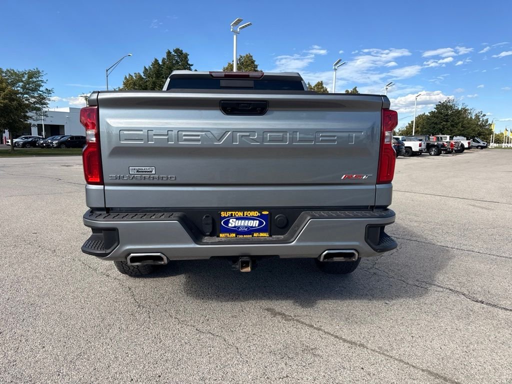 Used 2023 Gray Chevrolet RST image 4