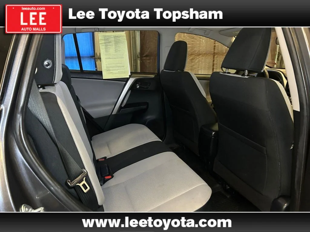 Used 2018 Magnetic Gray Metallic Toyota Hybrid XLE image 18