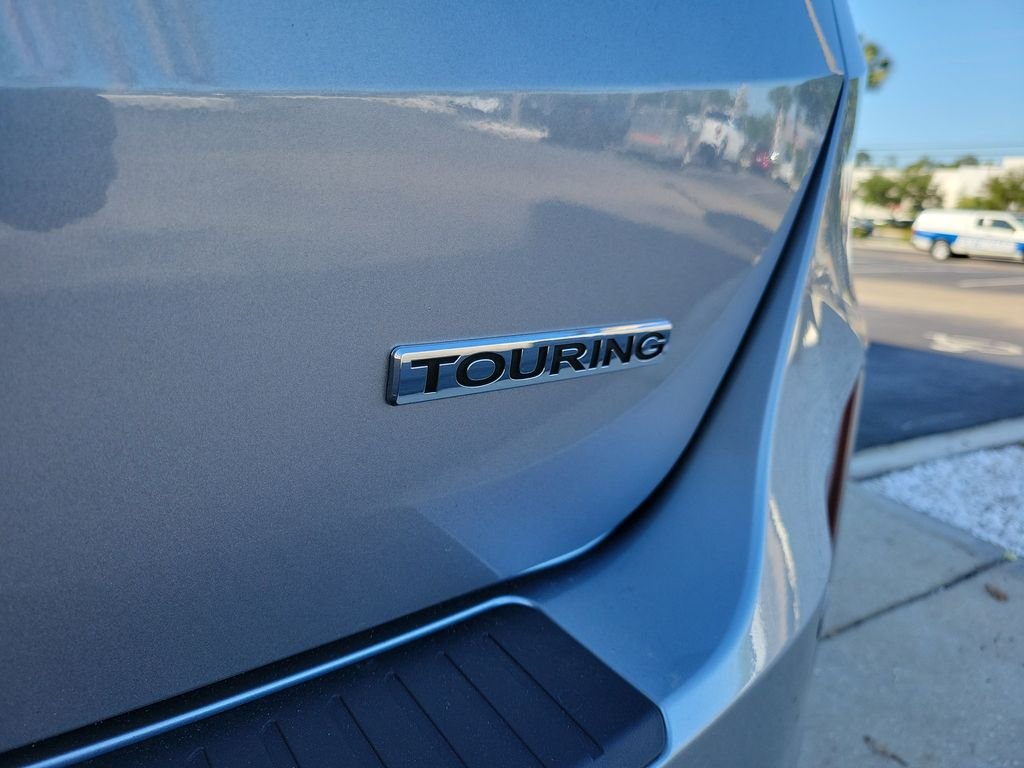Used 2026 Silver Metallic Honda Touring image 9