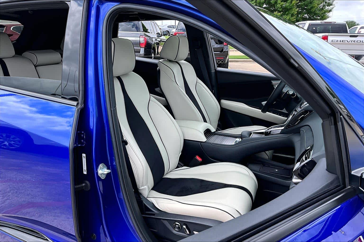 Used 2024 Apex Blue Pearl Acura w/A-Spec Advance Package image 14