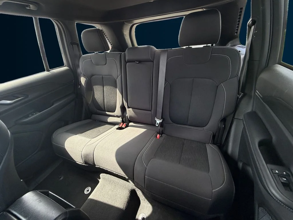 Used 2025 White Jeep Laredo X image 16